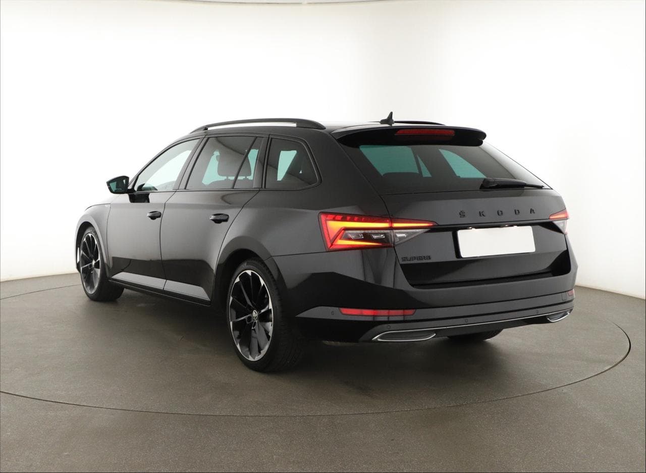 2022 Škoda SUPERB - 5