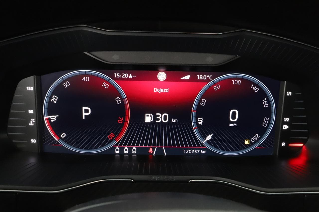 2022 Škoda SUPERB - 15