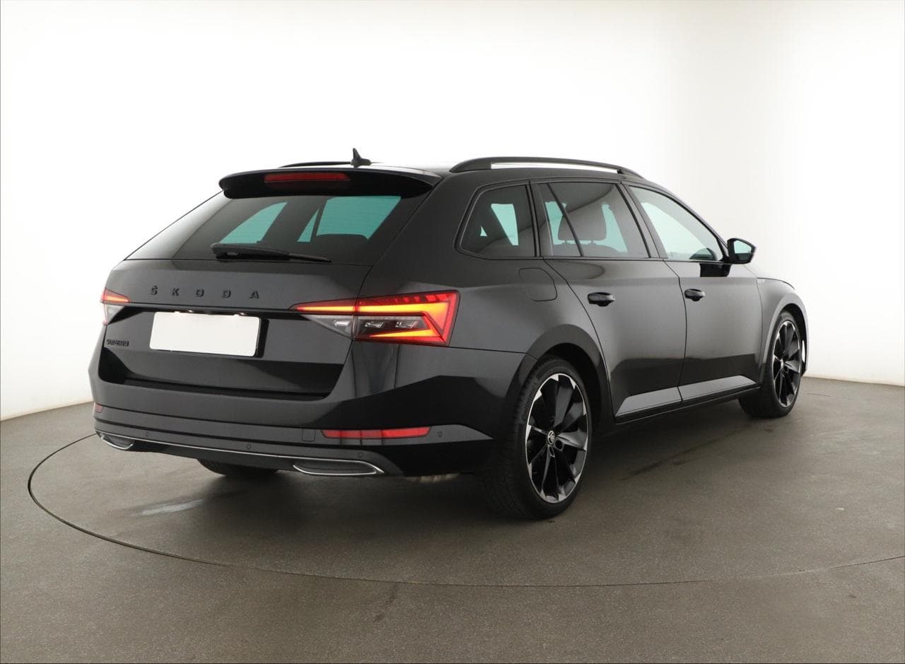 2022 Škoda SUPERB - 7
