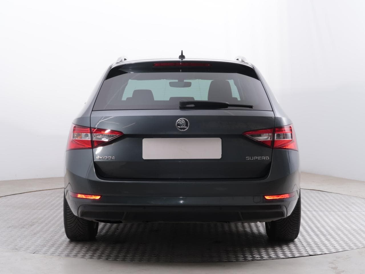 2019 Škoda SUPERB - 6