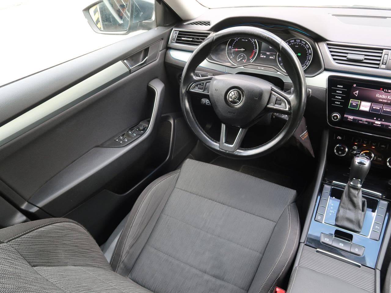 2019 Škoda SUPERB - 9