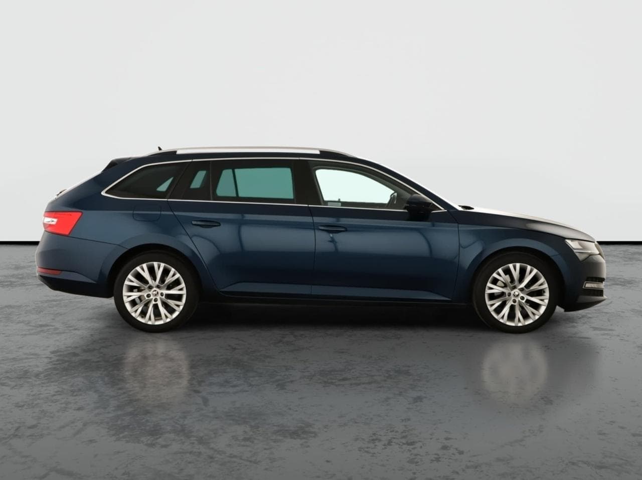 2021 Škoda SUPERB - 8
