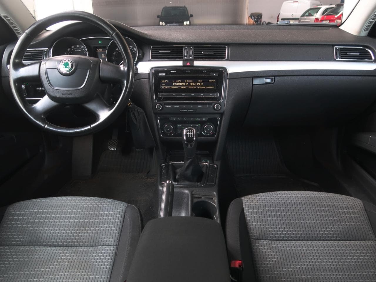 2010 Škoda SUPERB - 10
