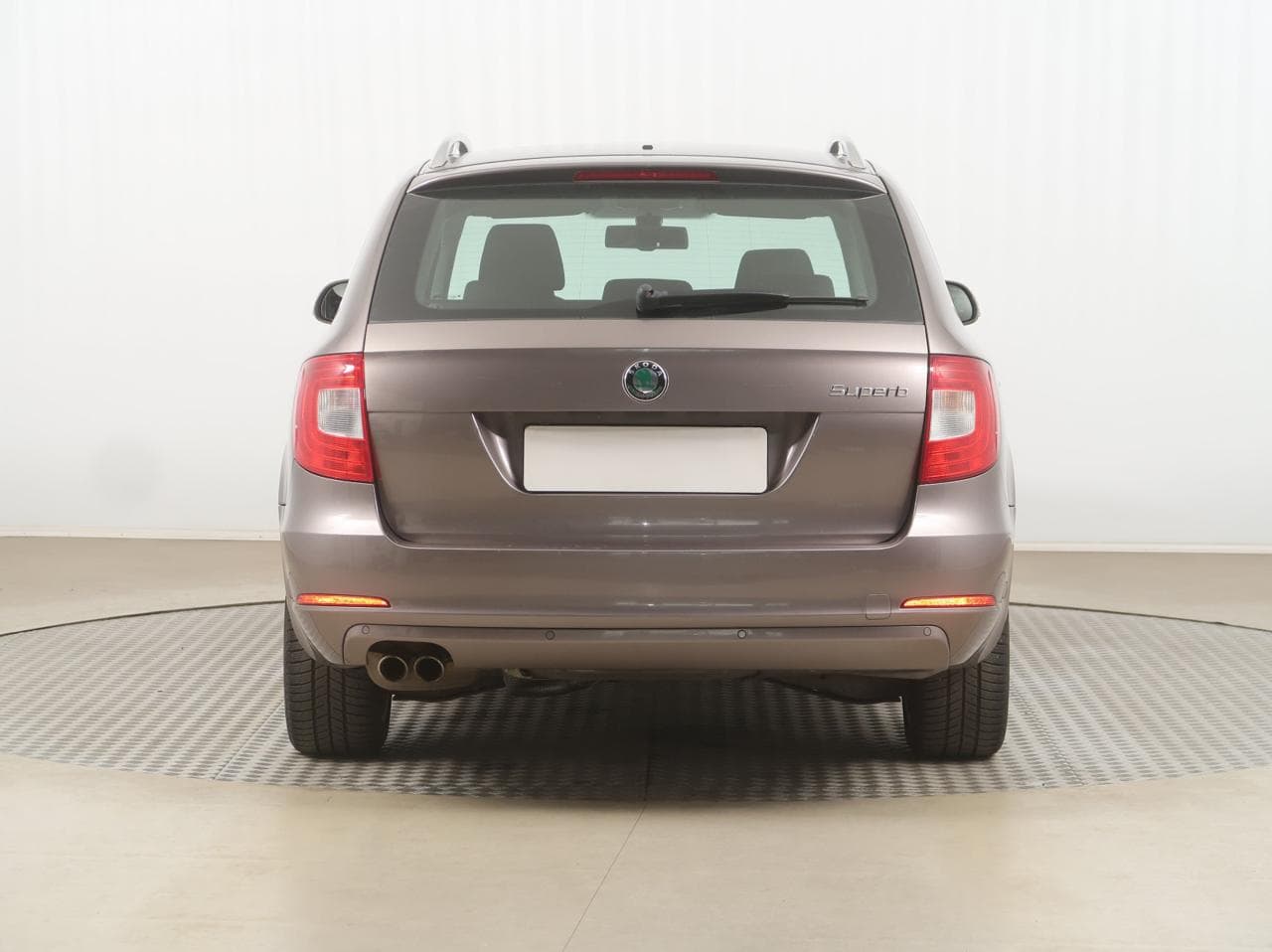 2010 Škoda SUPERB - 6