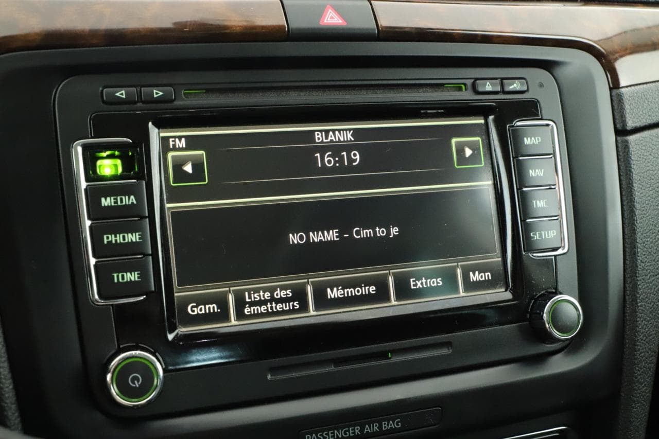 2015 Škoda SUPERB - 15