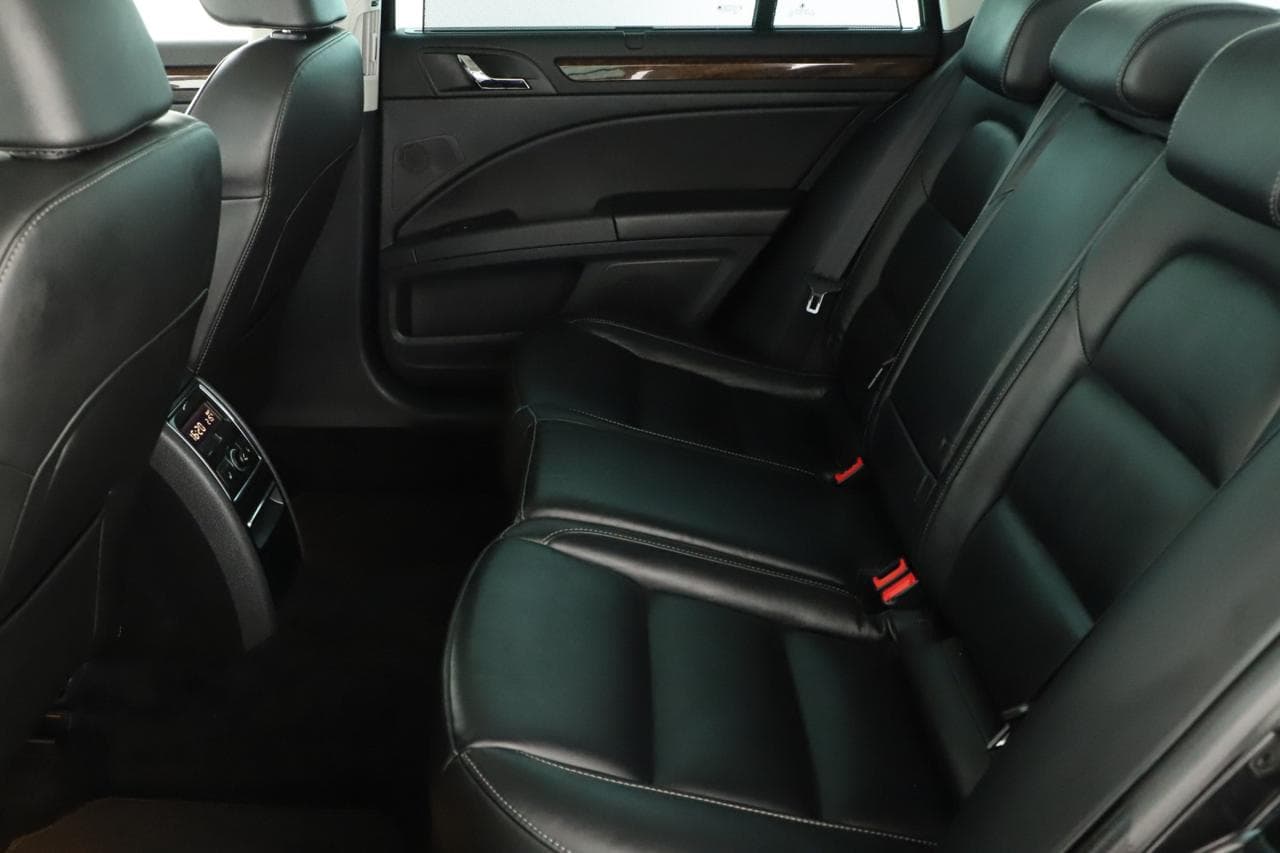 2015 Škoda SUPERB - 12