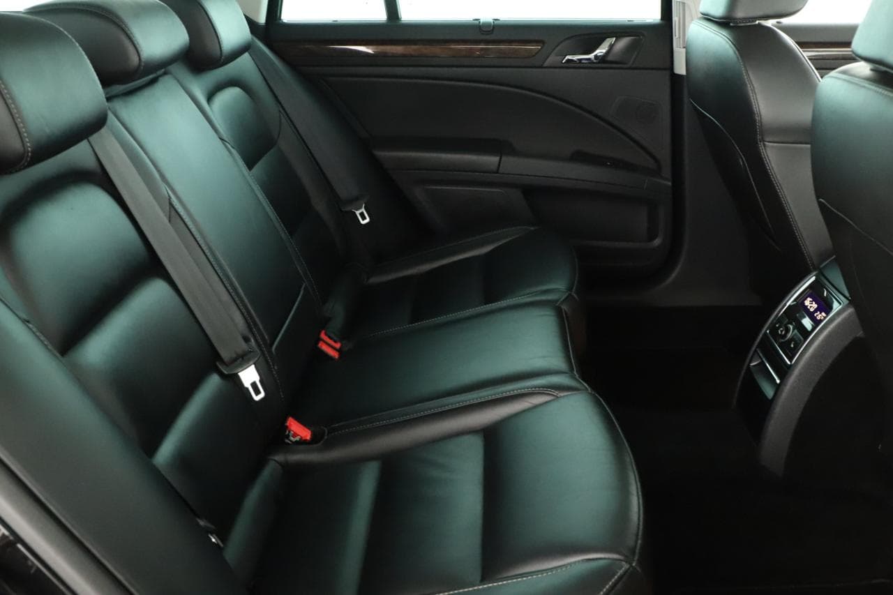 2015 Škoda SUPERB - 11
