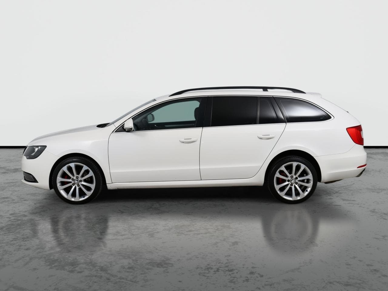 2013 Škoda SUPERB - 4