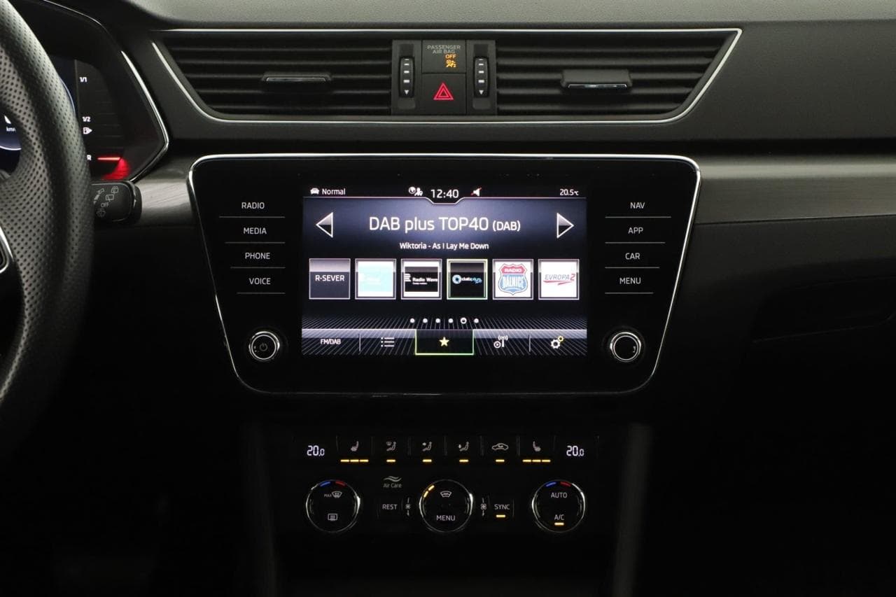2021 Škoda SUPERB - 17