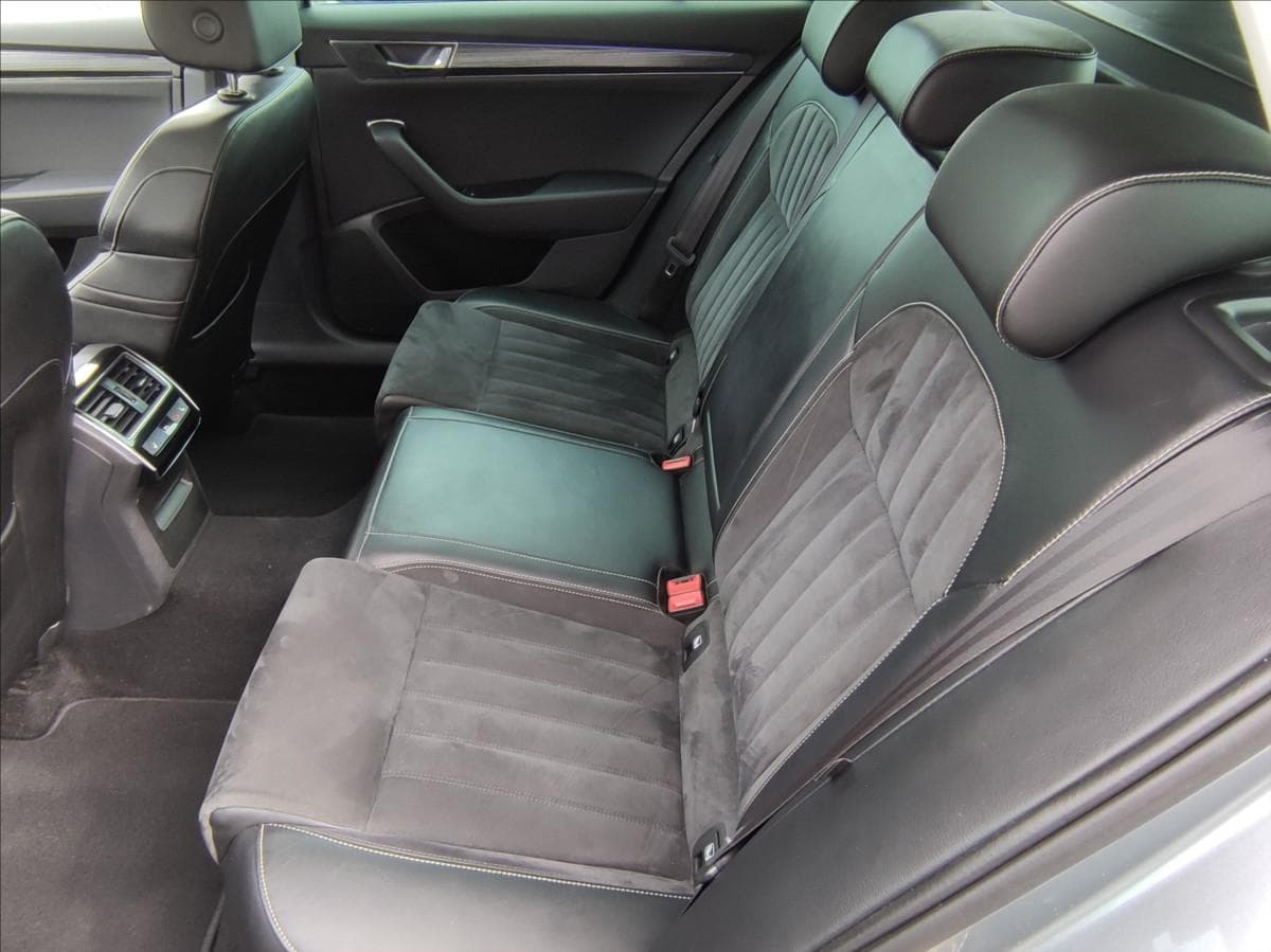 2021 Škoda SUPERB - 14