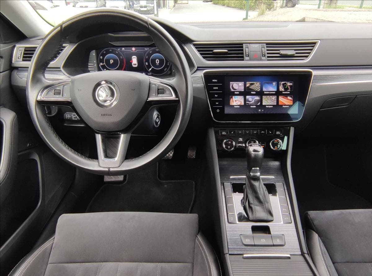 2021 Škoda SUPERB - 12