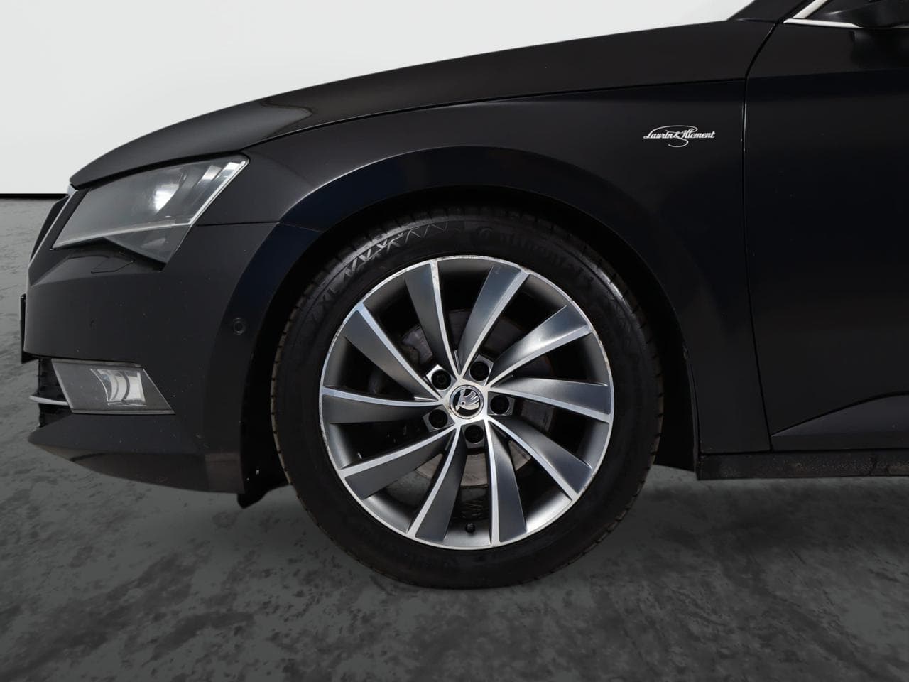 2016 Škoda SUPERB - 19