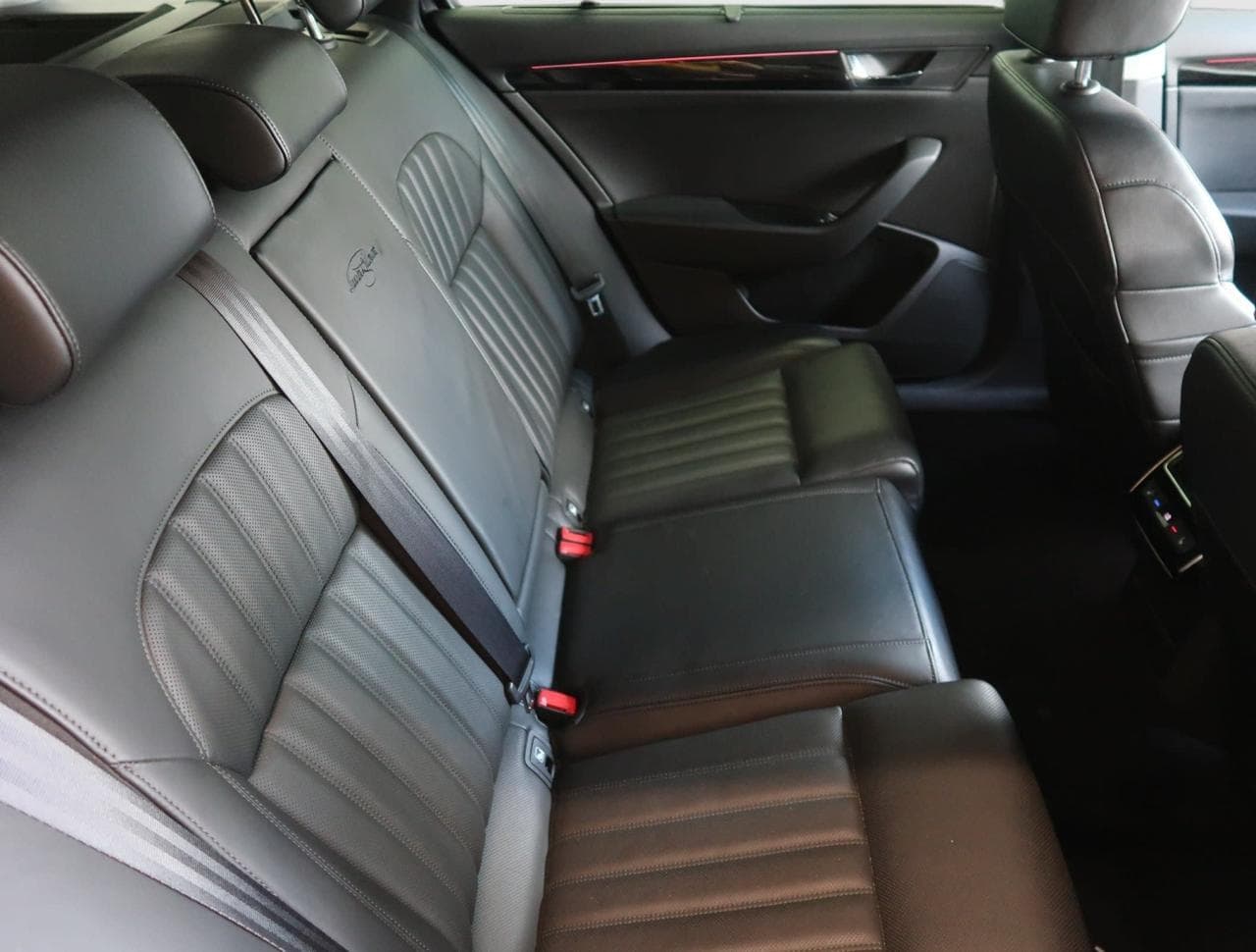2018 Škoda SUPERB - 13