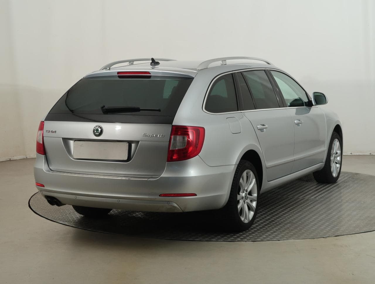 2013 Škoda SUPERB - 7
