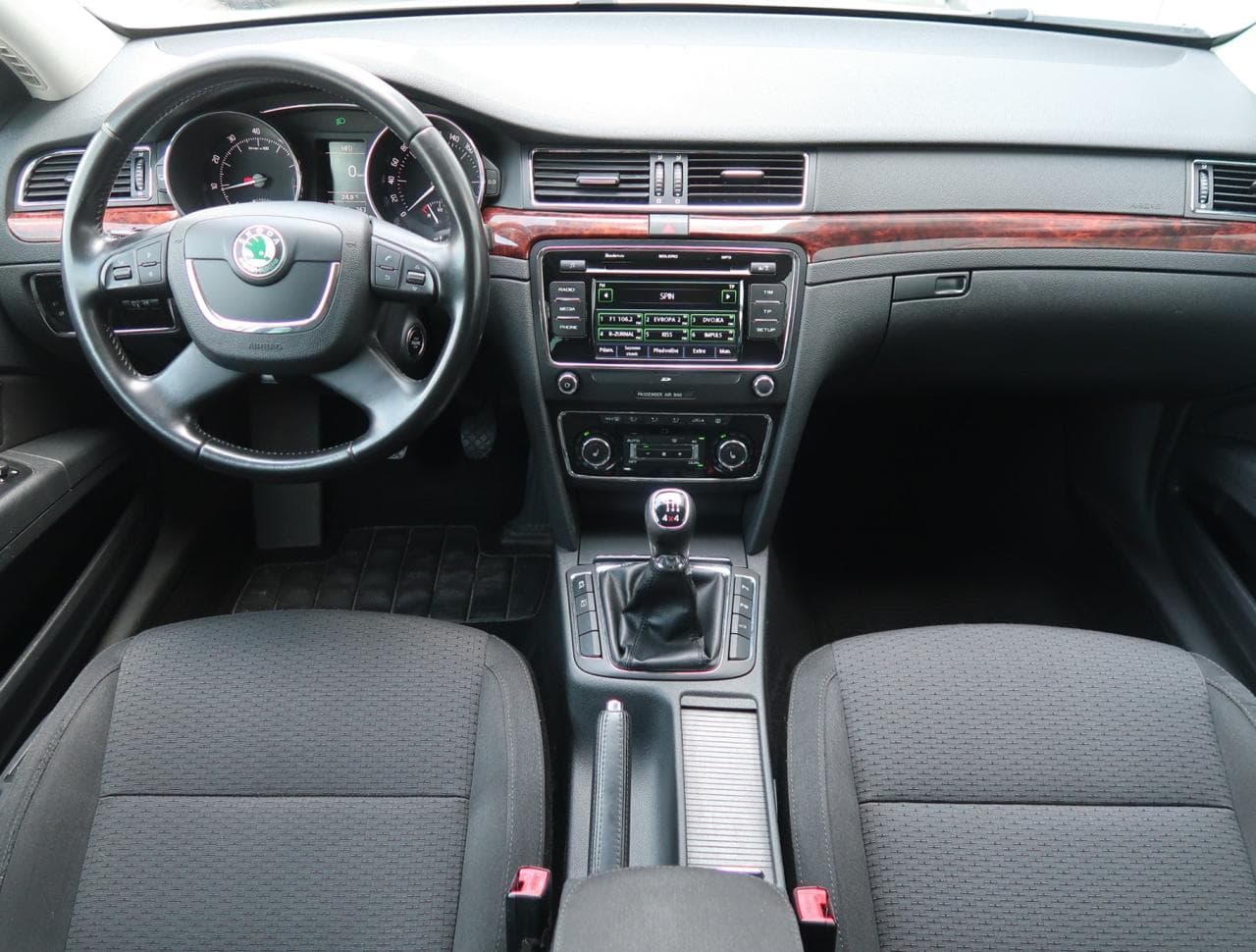 2013 Škoda SUPERB - 10