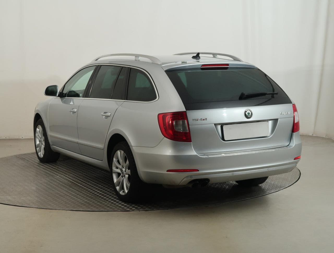 2013 Škoda SUPERB - 5