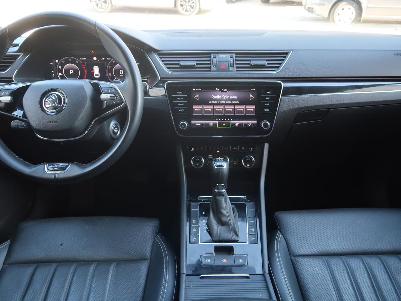2021 Škoda SUPERB - 15