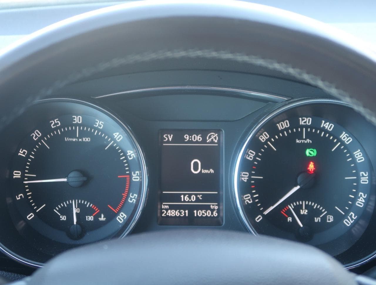2013 Škoda SUPERB - 17