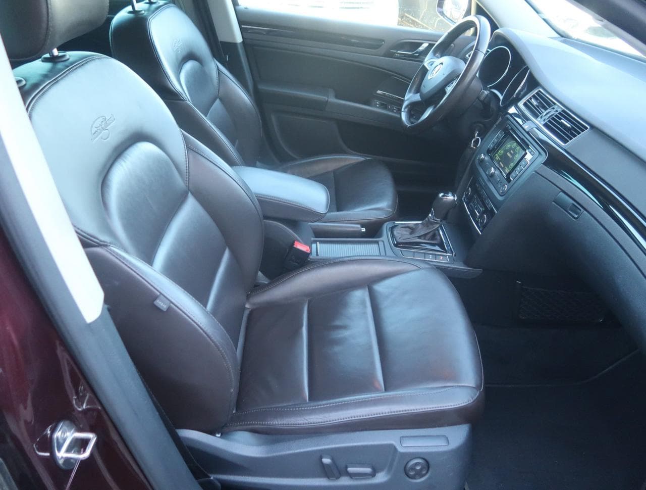 2013 Škoda SUPERB - 12