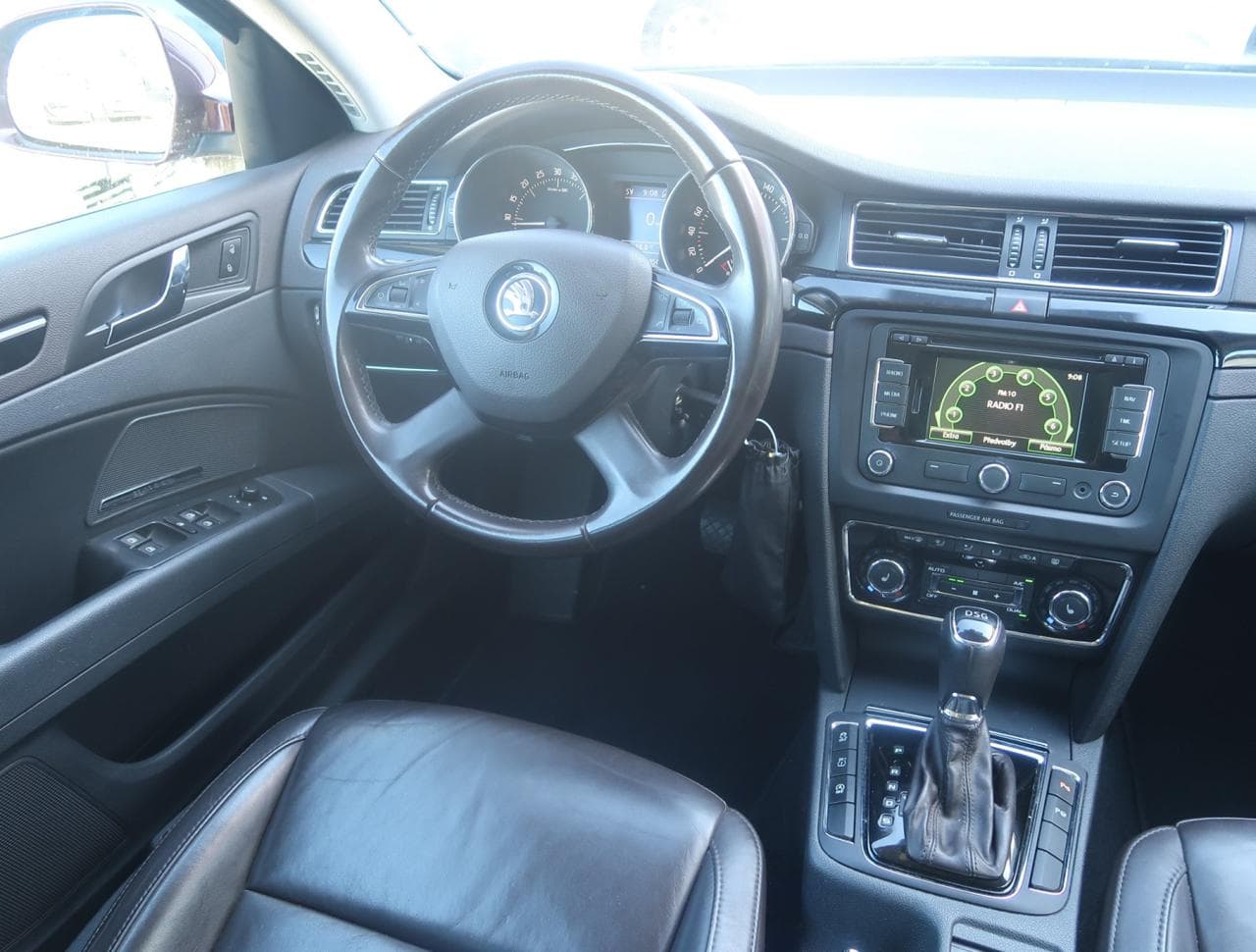 2013 Škoda SUPERB - 9