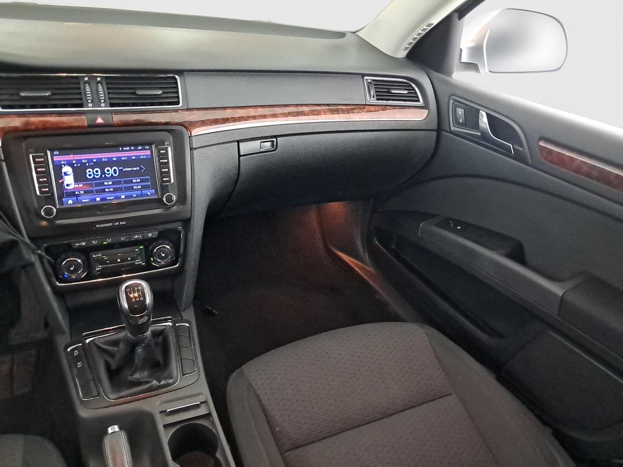 2010 Škoda SUPERB - 11