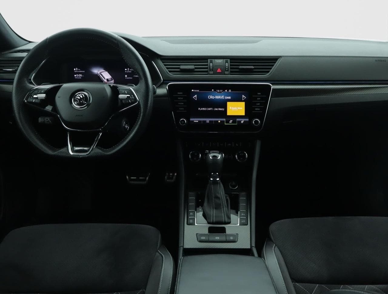 2022 Škoda SUPERB - 16