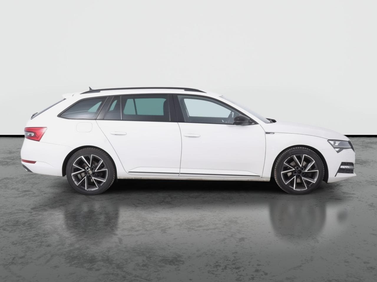 2022 Škoda SUPERB - 12