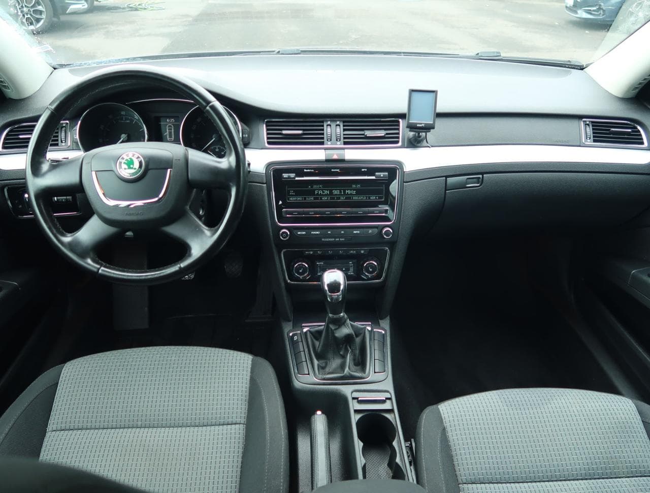 2011 Škoda SUPERB - 19