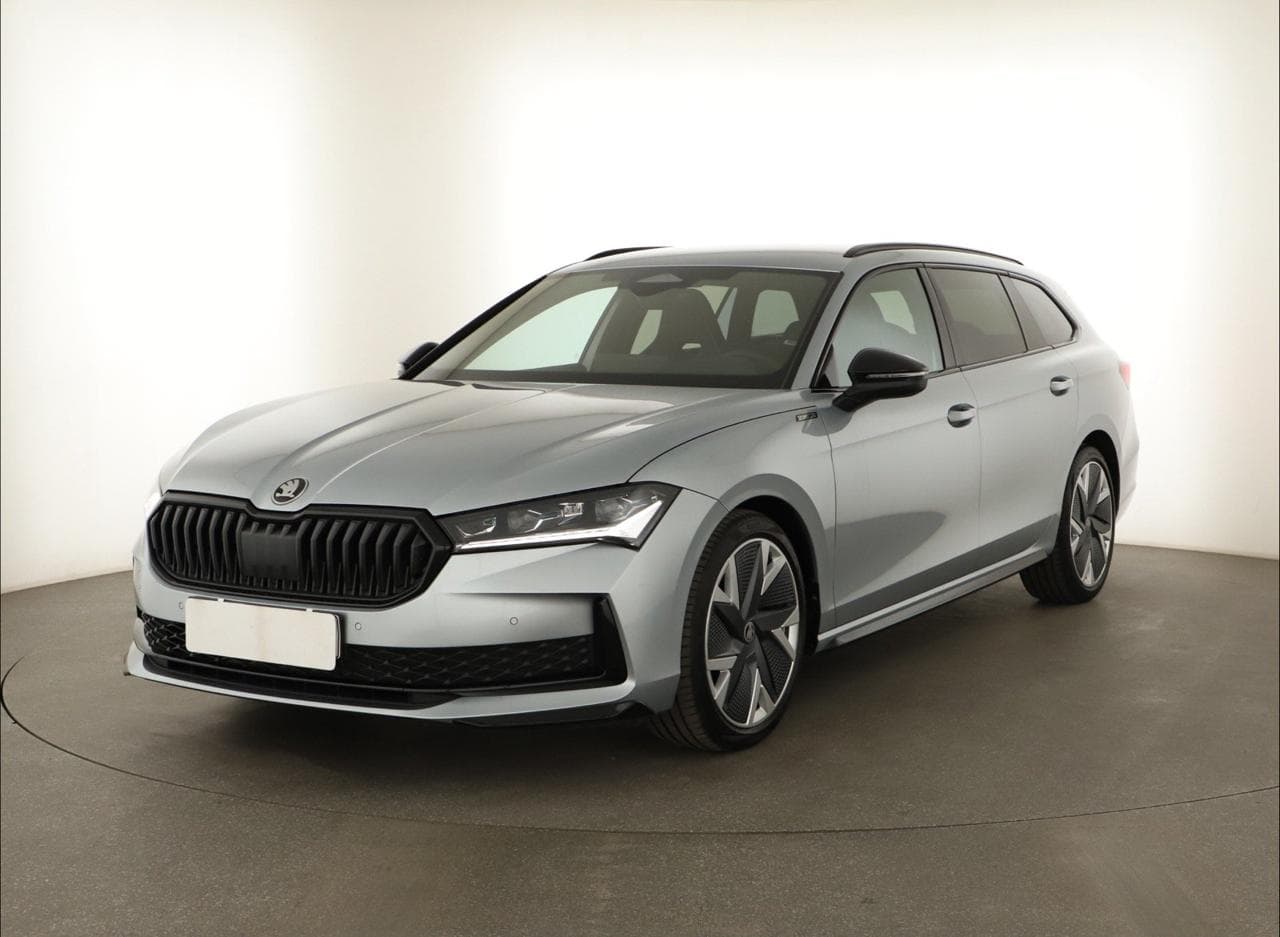 2025 Škoda SUPERB - 3
