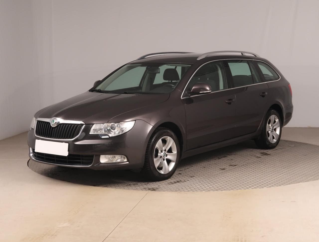 2011 Škoda SUPERB - 5