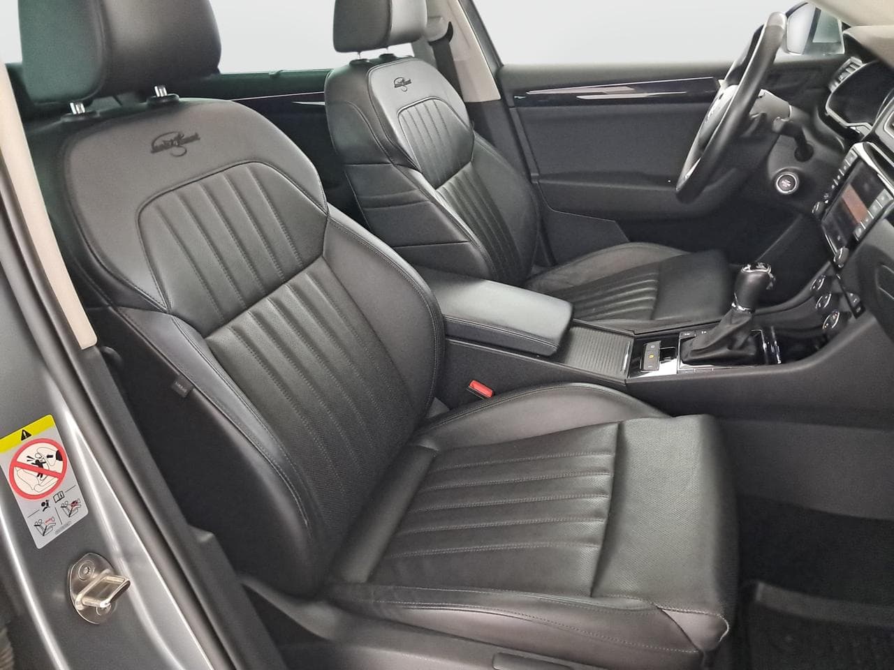 2017 Škoda SUPERB - 12