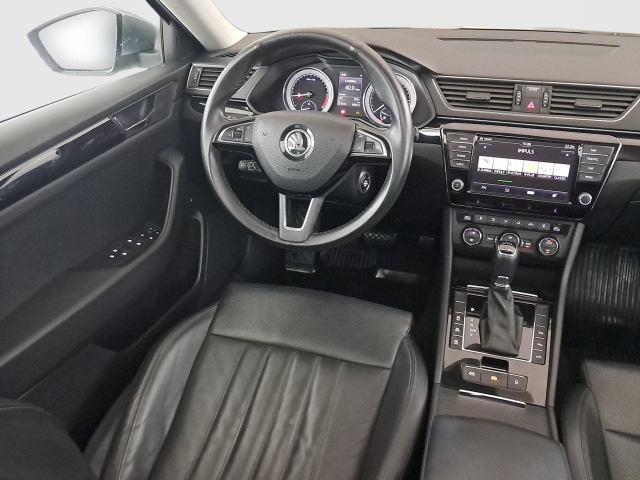 2017 Škoda SUPERB - 9