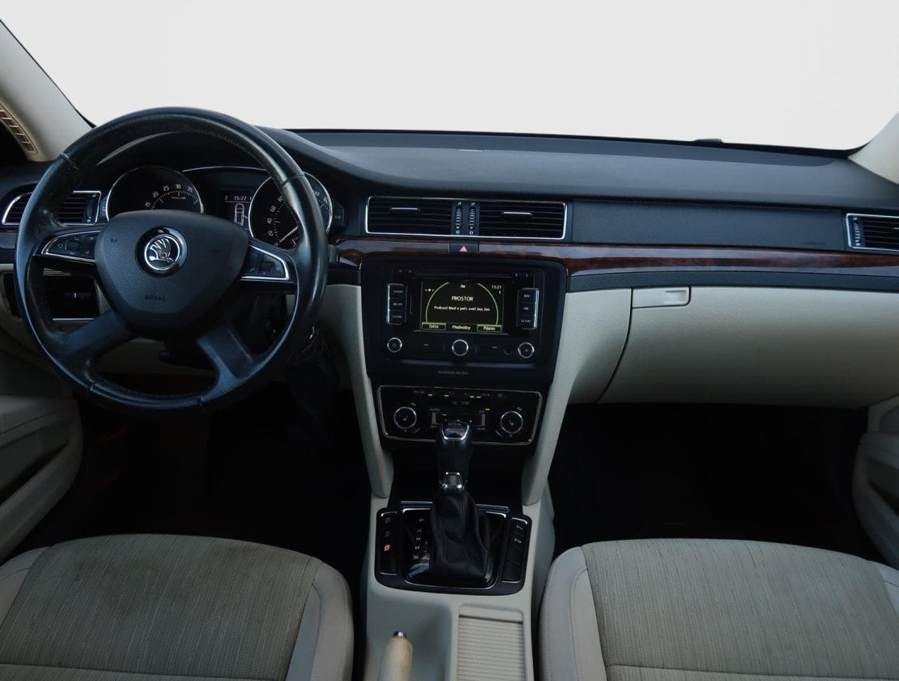 2014 Škoda SUPERB - 10