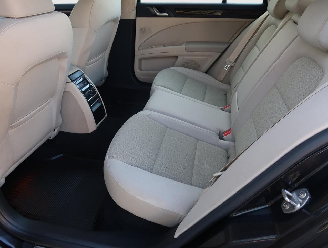 2014 Škoda SUPERB - 15