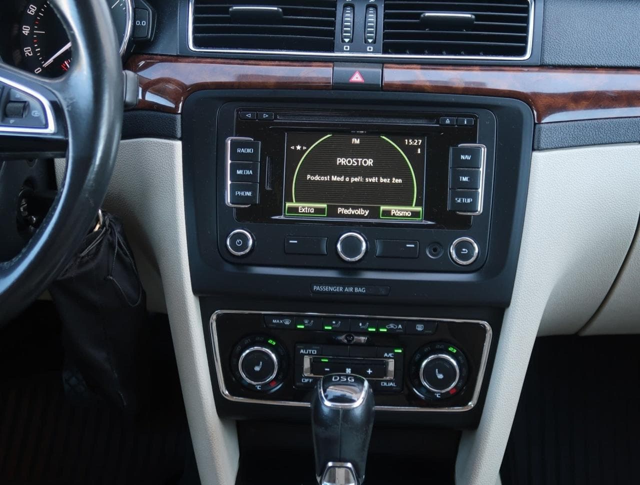 2014 Škoda SUPERB - 18