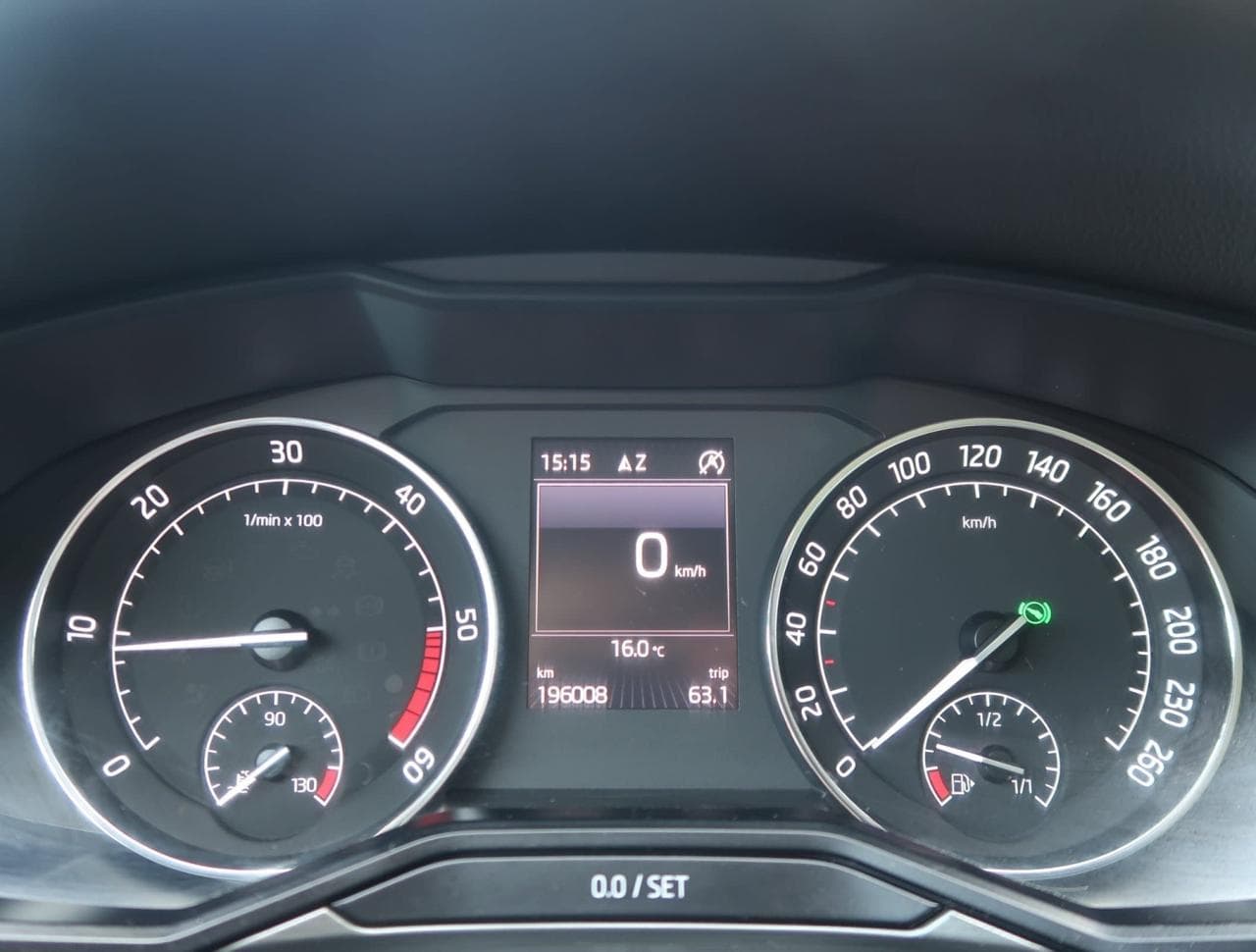 2015 Škoda SUPERB - 17