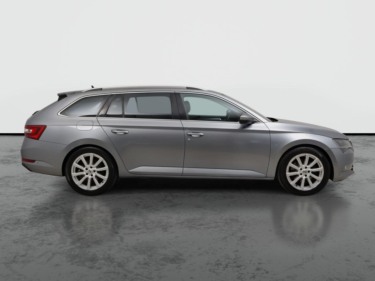 2017 Škoda SUPERB - 8