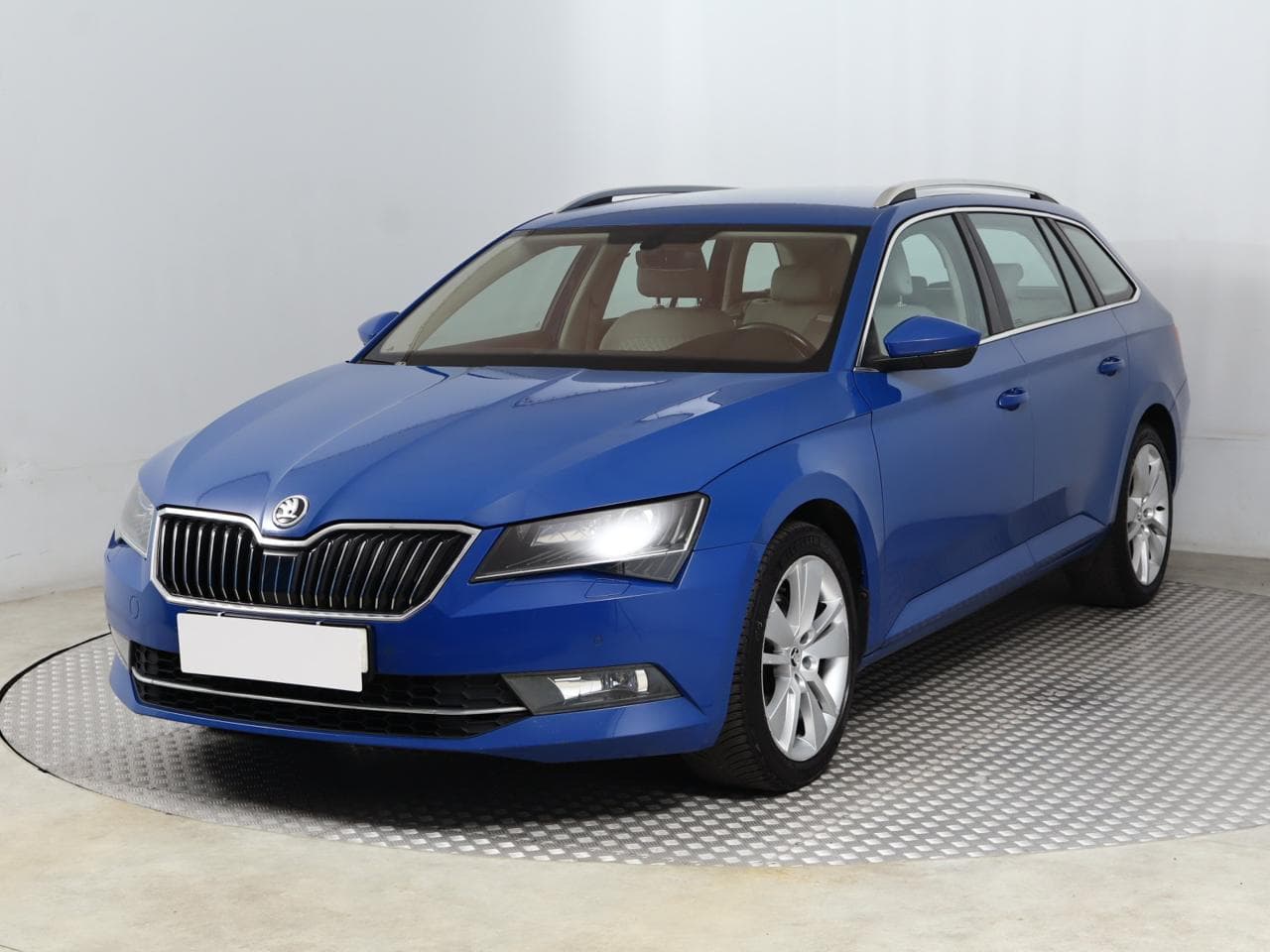 2018 Škoda SUPERB - 3