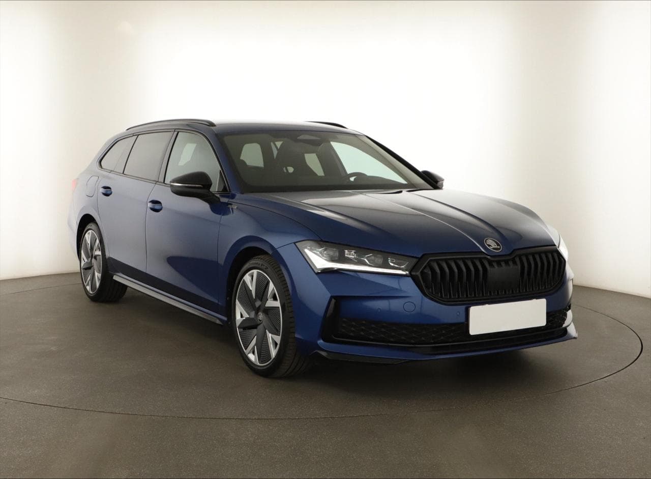 2025 Škoda SUPERB