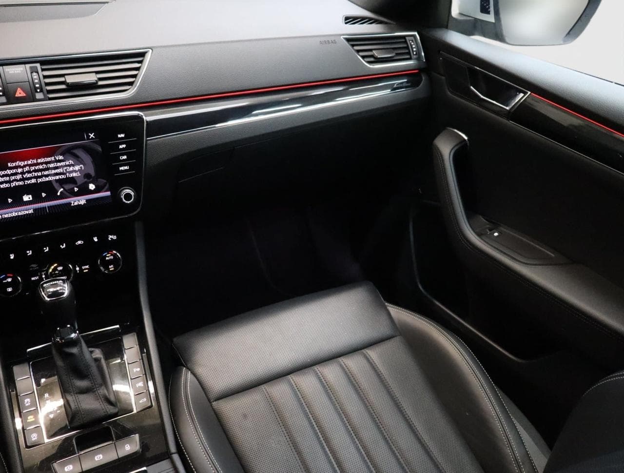 2022 Škoda SUPERB - 19