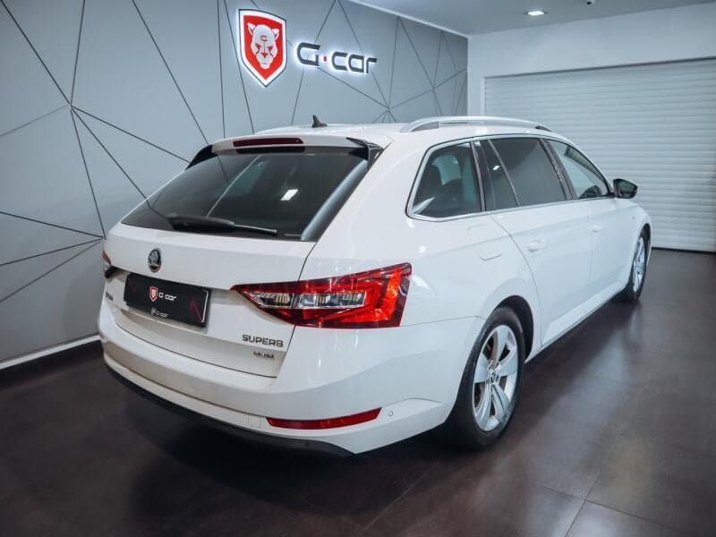 2017 Škoda SUPERB - 5