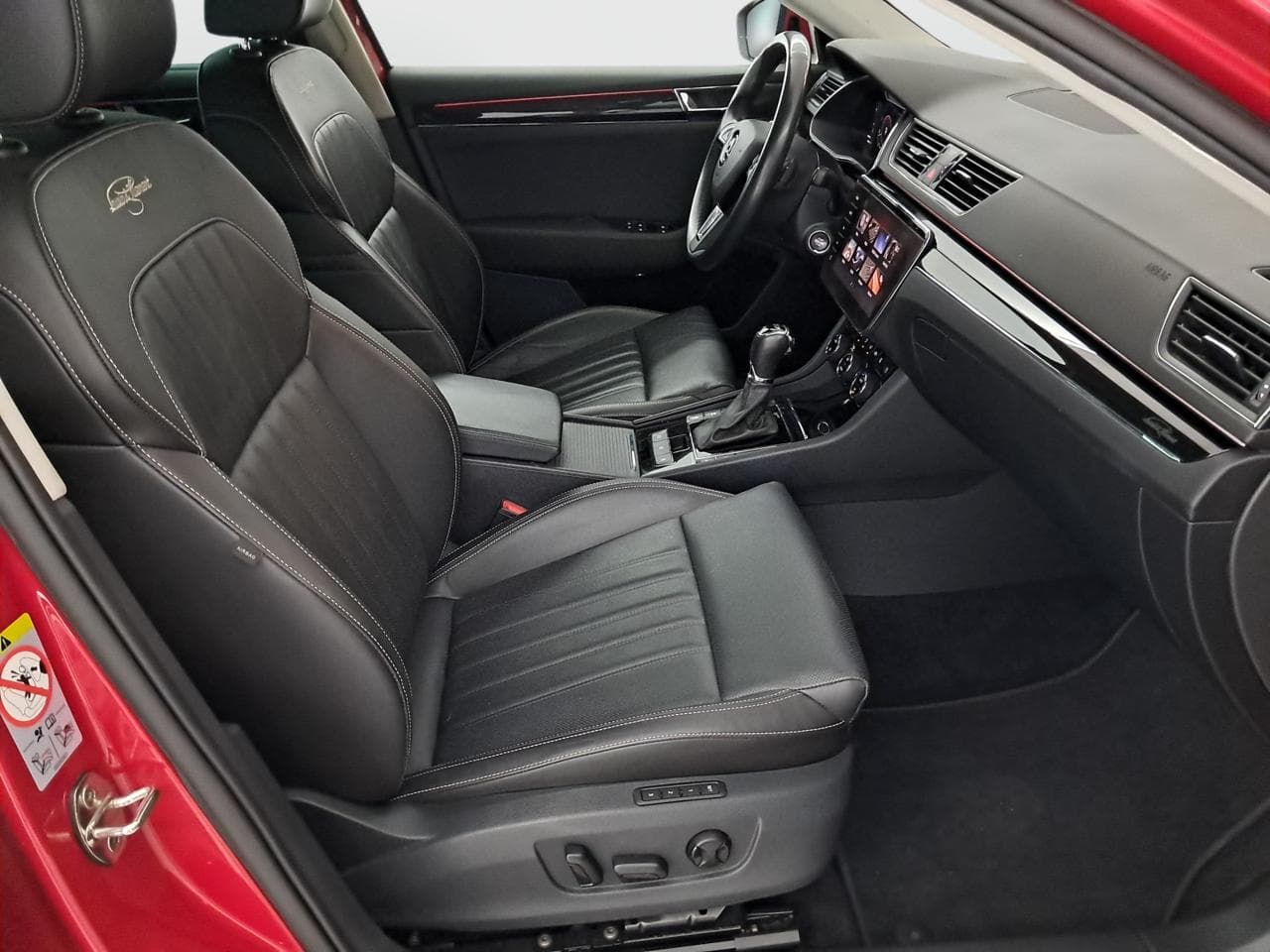 2020 Škoda SUPERB - 14