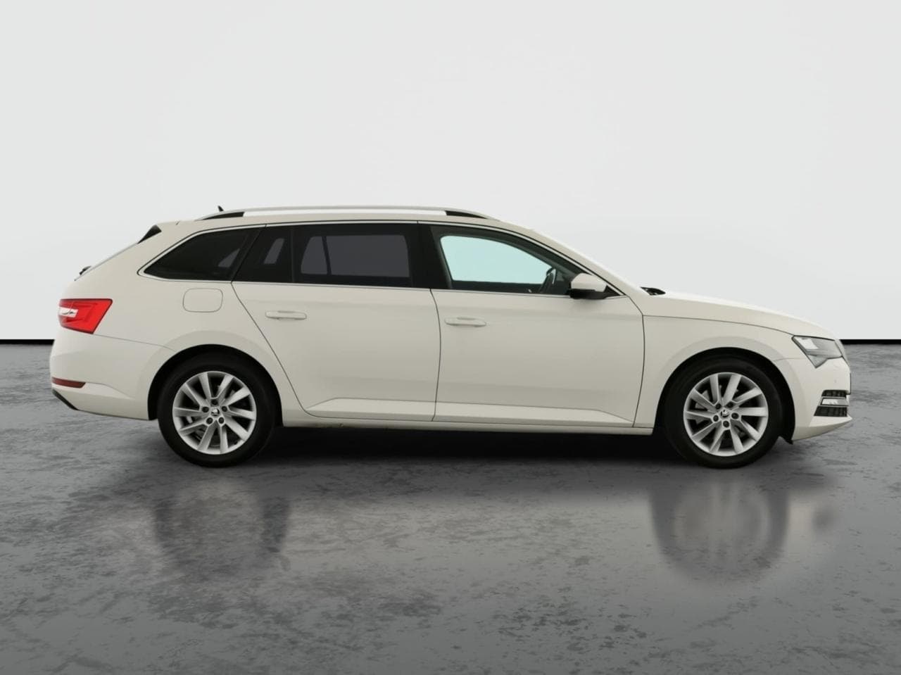 2019 Škoda SUPERB - 14