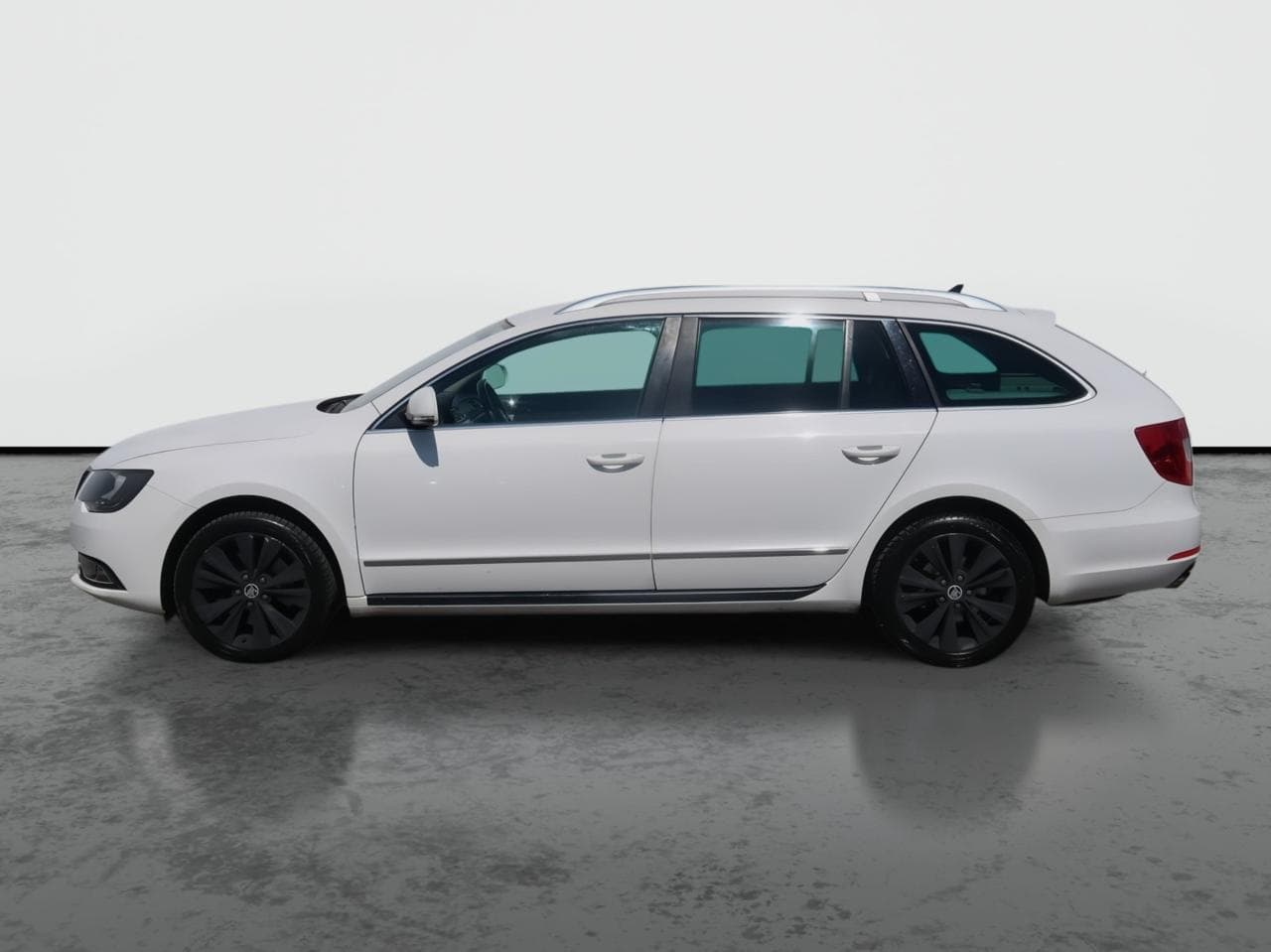 2014 Škoda SUPERB - 4