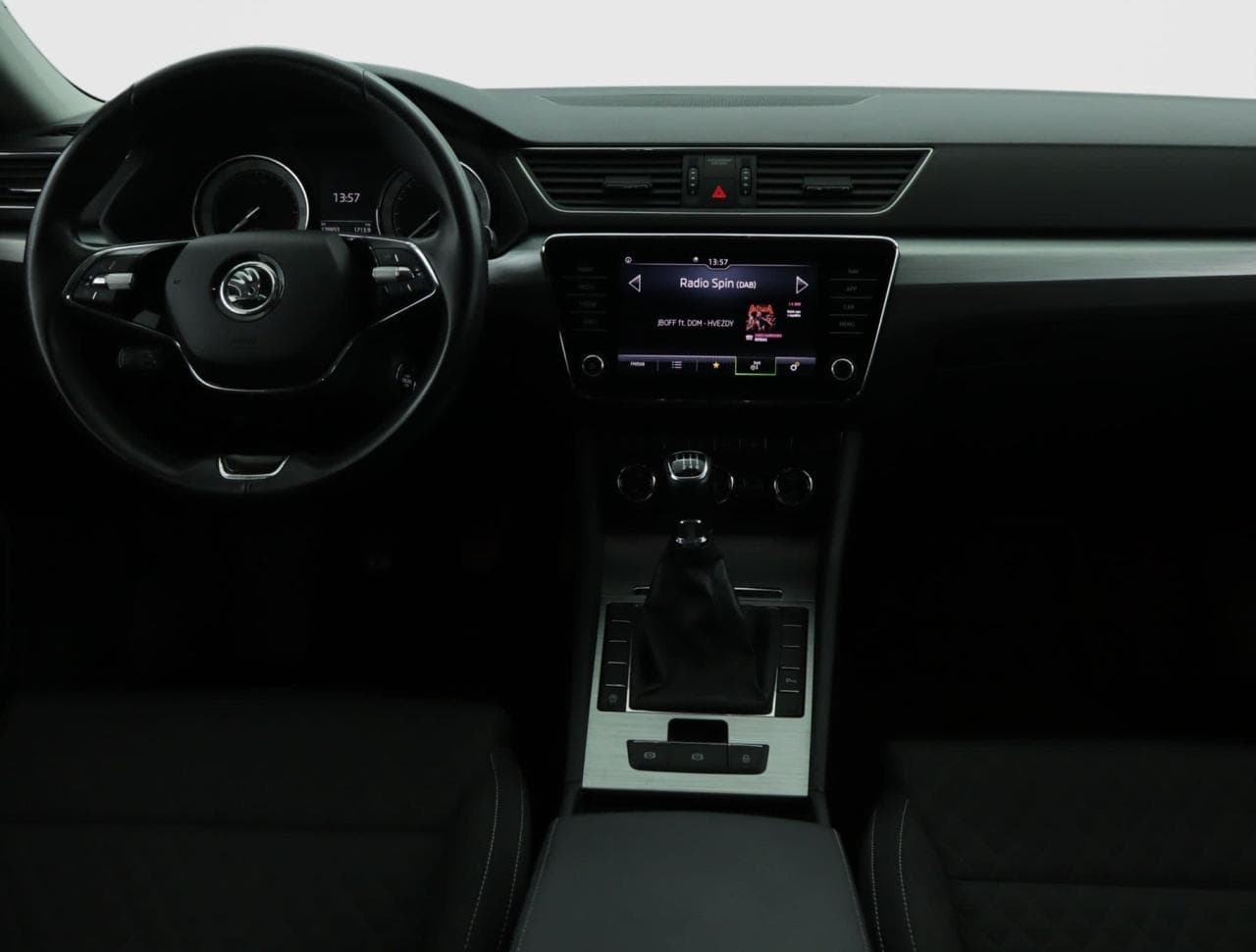 2021 Škoda SUPERB - 10