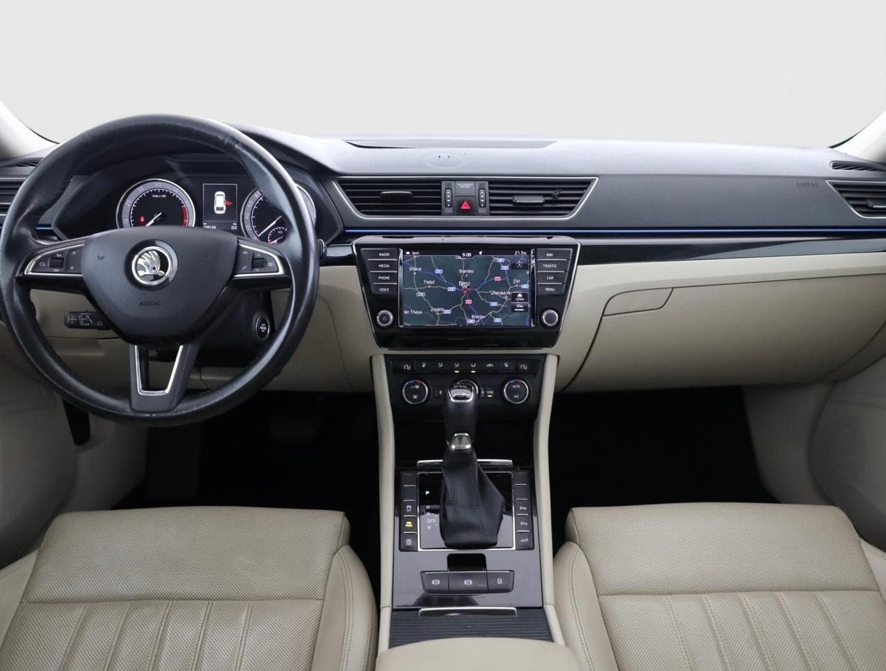 2017 Škoda SUPERB - 9