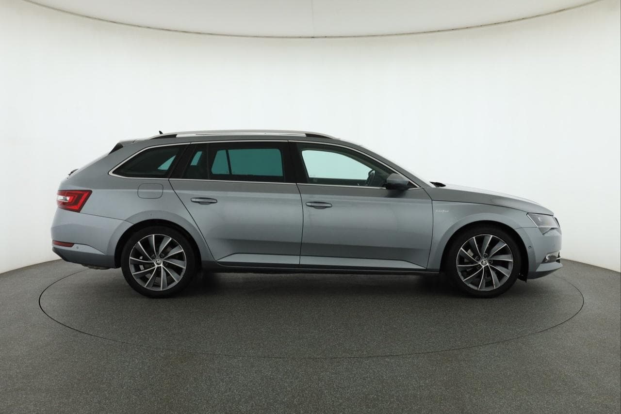 2017 Škoda SUPERB - 8
