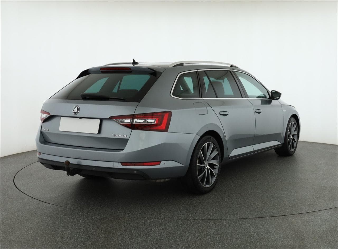2017 Škoda SUPERB - 7
