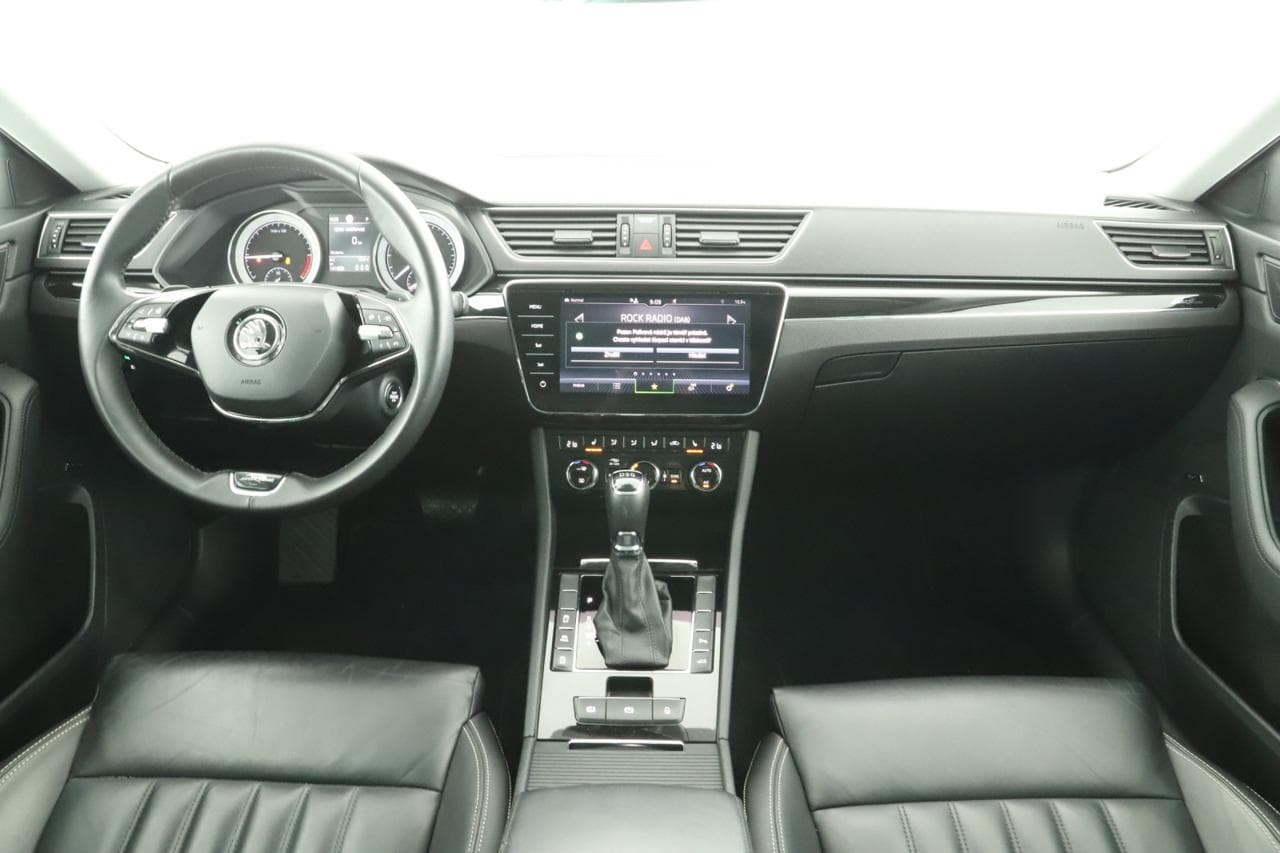 2020 Škoda SUPERB - 16