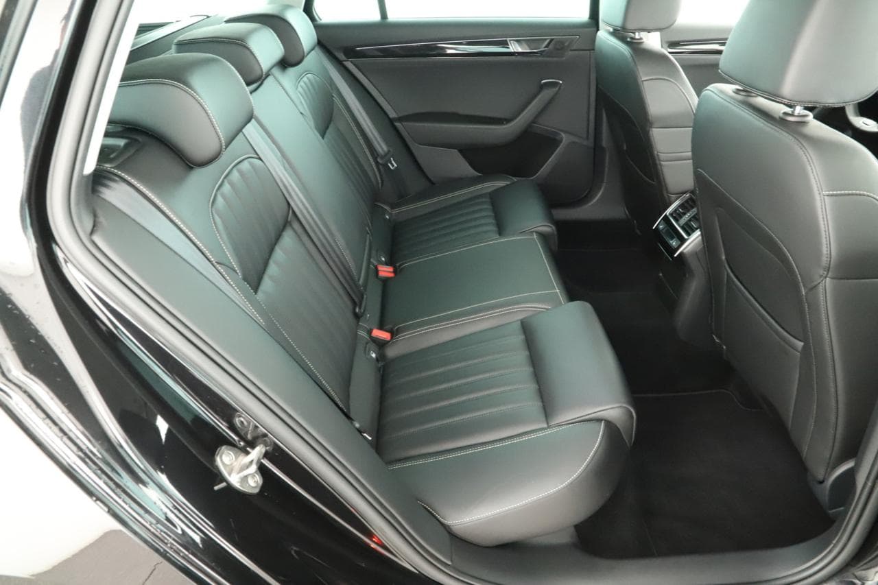 2020 Škoda SUPERB - 20